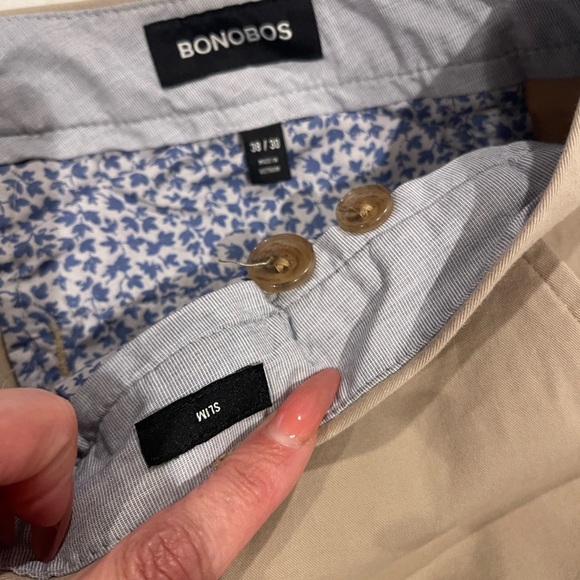 Practically new khaki’s great condition. - Picture 3 of 6